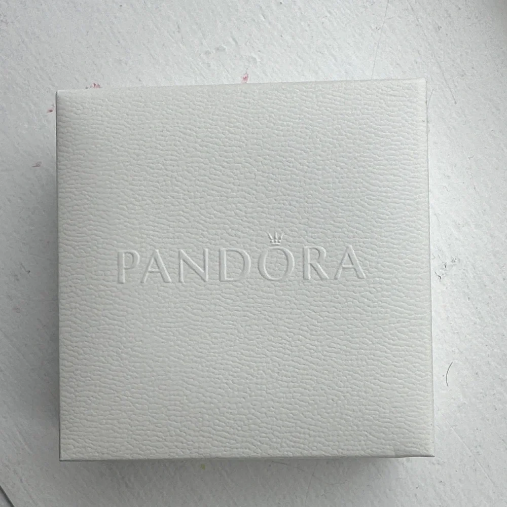 Empty Pandora Elegant White Box